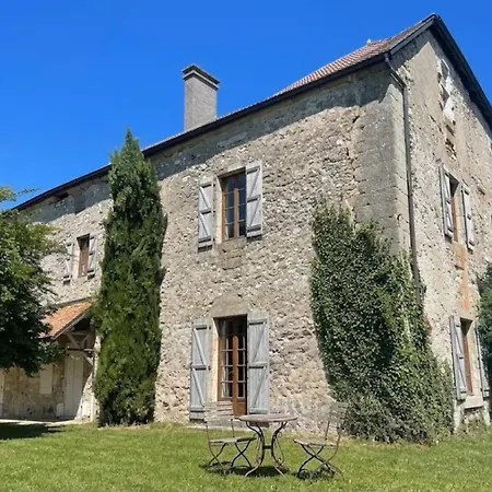 Chateau De Savigny - Feu 3*
